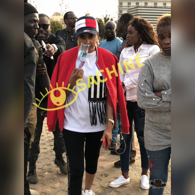 Concert de Waly le 12 mai : Sokhna Aïdara s’active à … Concert de Waly le 12 mai : Sokhna Aïdara s’active à …