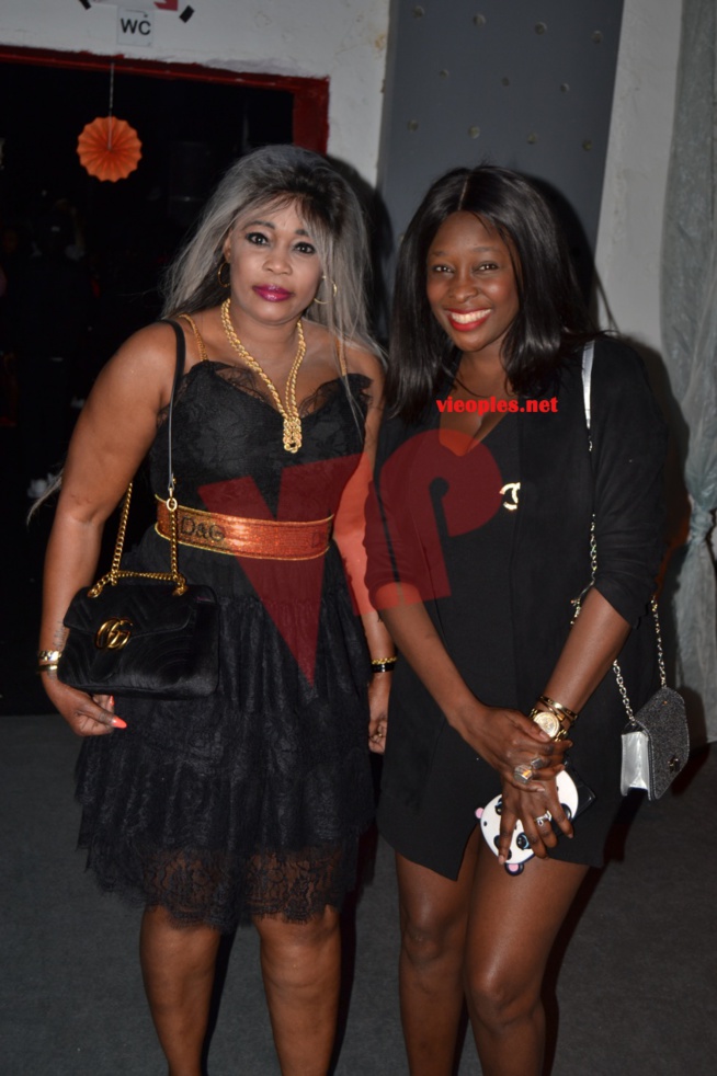 Le mannequin Emilie Fall en compagnie de la Styliste Awa Diop de Luxembour à la soirée de Sidy Diop à Metz. Le mannequin Emilie Fall en compagnie de la Styliste Awa Diop de Luxembour à la soirée de Sidy Diop à Metz.