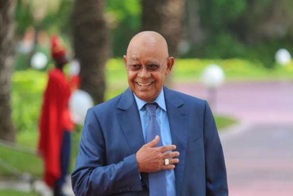 Délires rituels de Mahmouth Saleh: Sale temps pour un trotskiste…libéral ( par Dr. Cheikh Tidiane Seck )