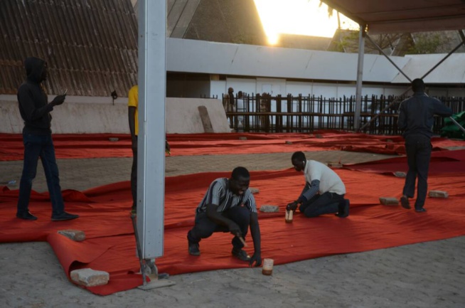 JOUR J -1 LES DERNIÉRES RÉGLAGES DU CONCERT DE PAPE DIOUF AU CICES. JOUR J -1 LES DERNIÉRES RÉGLAGES DU CONCERT DE PAPE DIOUF AU CICES.