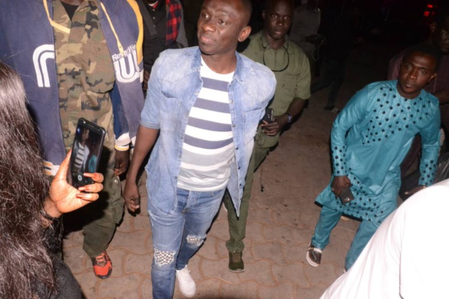 Regardez en images à quelques heures du "MEGA ENJOY"l'ambiance qui règne au CICES avec l'artiste de l'année 2018 Pape Diouf. Regardez en images à quelques heures du "MEGA ENJOY"l'ambiance qui règne au CICES avec l'artiste de l'année 2018 Pape Diouf.