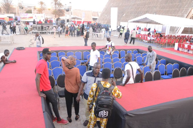 MEGA ENJOY DE PAPE DIOUF AU CICES: Voici les premières images de la soirée. MEGA ENJOY DE PAPE DIOUF AU CICES: Voici les premières images de la soirée.