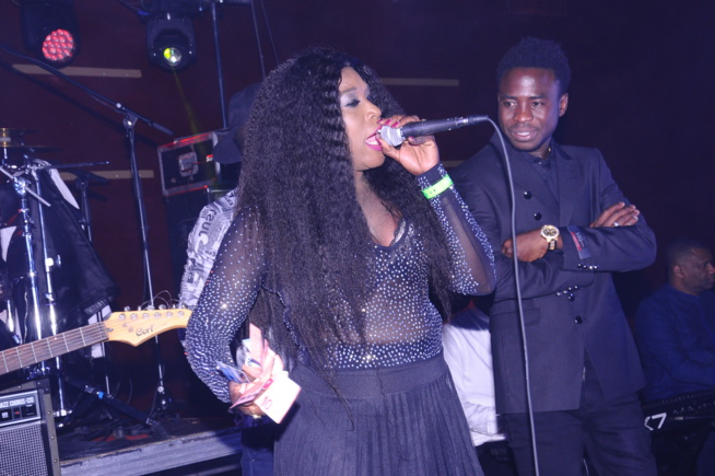 VIDEO : Entrée explosive de Sidy Diop au Dock Haussman de Paris. Regardez chaude ambiance. VIDEO : Entrée explosive de Sidy Diop au Dock Haussman de Paris. Regardez chaude ambiance.