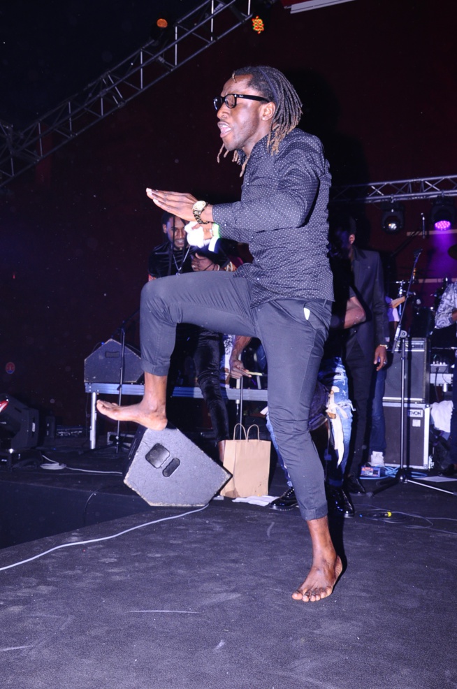 Les images de la soiree de cloture de la tournée Européenne de Sidy Diop au Dock Haussman; Les images de la soiree de cloture de la tournée Européenne de Sidy Diop au Dock Haussman;