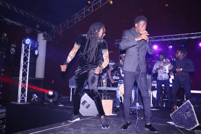 Les images de la soiree de cloture de la tournée Européenne de Sidy Diop au Dock Haussman; Les images de la soiree de cloture de la tournée Européenne de Sidy Diop au Dock Haussman;