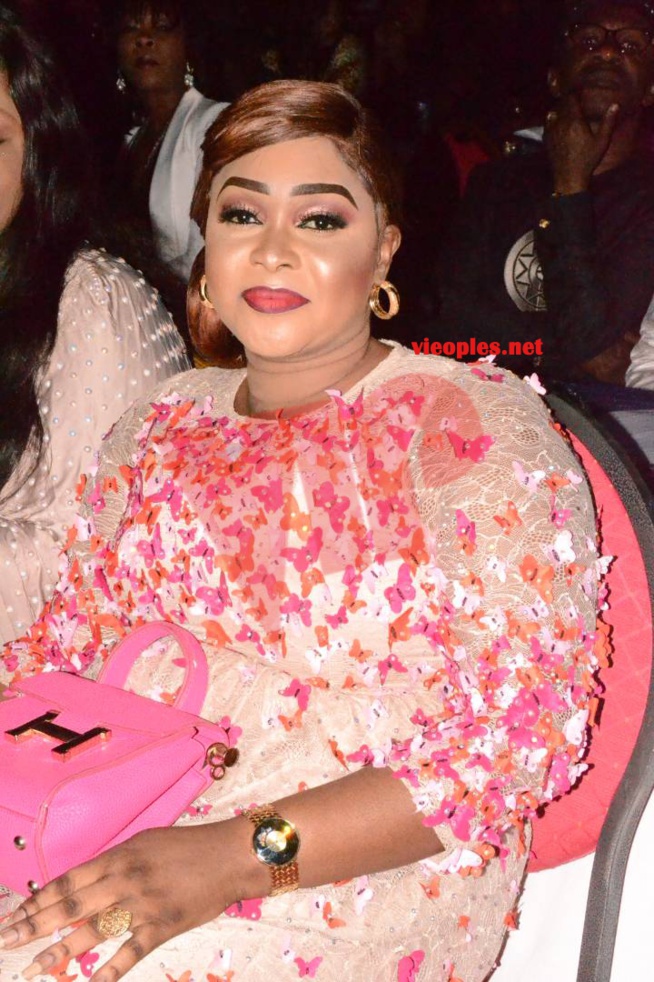 MEGA ENJOY DE PAPE DIOUF: REGARDEZ LES PLUS BELLES FILLES DE DAKAR SE SONT DONNEZ RENDEZ-VOUS AU CICES MEGA ENJOY DE PAPE DIOUF: REGARDEZ LES PLUS BELLES FILLES DE DAKAR SE SONT DONNEZ RENDEZ-VOUS AU CICES