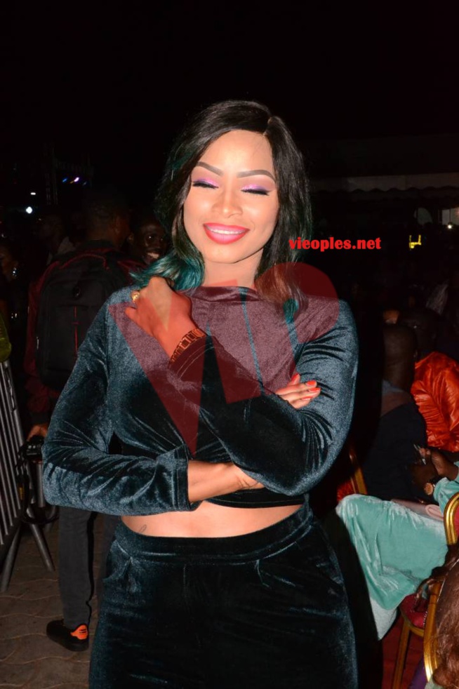 MEGA ENJOY DE PAPE DIOUF: REGARDEZ LES PLUS BELLES FILLES DE DAKAR SE SONT DONNEZ RENDEZ-VOUS AU CICES MEGA ENJOY DE PAPE DIOUF: REGARDEZ LES PLUS BELLES FILLES DE DAKAR SE SONT DONNEZ RENDEZ-VOUS AU CICES