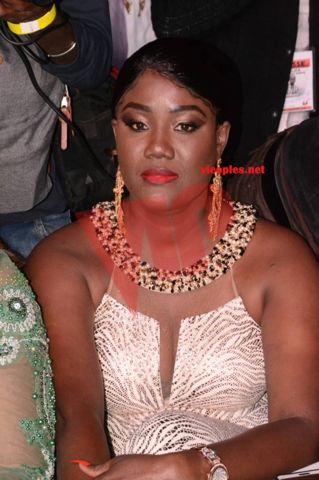 VIDEO: Pape Diouf demontre sa force de mobiliser au CICES. REGARDEZ VIDEO: Pape Diouf demontre sa force de mobiliser au CICES. REGARDEZ