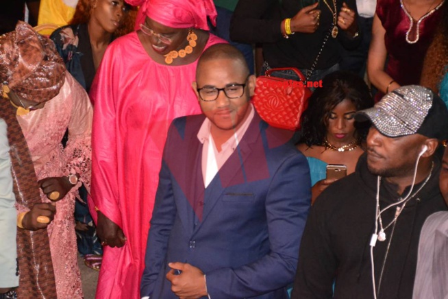 Rakhou de "Luy Dem Show" sur la 2STV SUR SON 31 AU MEGA ENJOY DE PAPE DIOUF AU CICES Rakhou de "Luy Dem Show" sur la 2STV SUR SON 31 AU MEGA ENJOY DE PAPE DIOUF AU CICES