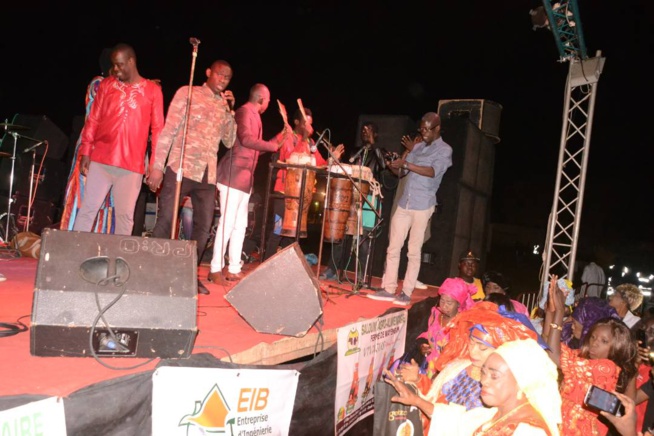 Apres le succès du MEGA ENJOY AU CICES, Pape Diouf assure son "RAKHASS" à Bambilor. En images REGARDEZ Apres le succès du MEGA ENJOY AU CICES, Pape Diouf assure son "RAKHASS" à Bambilor. En images REGARDEZ