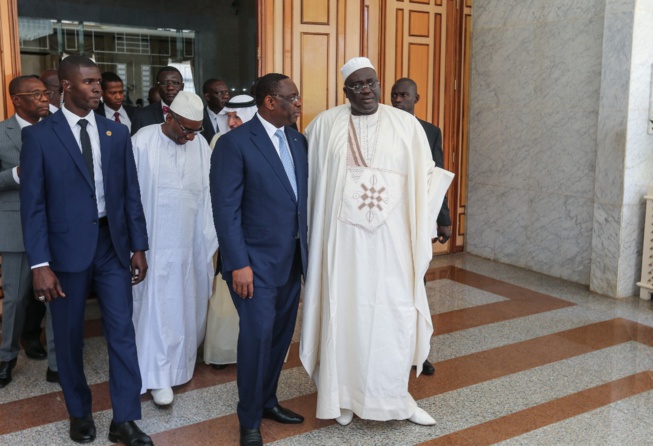 11 eme Session du comité permanent de l'OCI,Serigne Abdou Gaindé Fatma toute complicité avec Macky Sall. 11 eme Session du comité permanent de l'OCI,Serigne Abdou Gaindé Fatma toute complicité avec Macky Sall.
