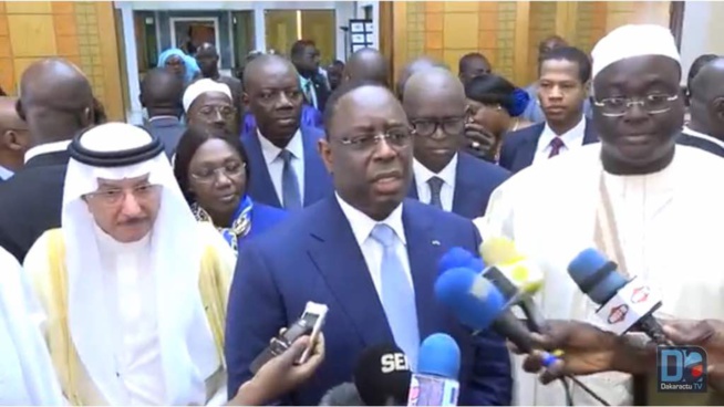 11 eme Session du comité permanent de l'OCI,Serigne Abdou Gaindé Fatma toute complicité avec Macky Sall. 11 eme Session du comité permanent de l'OCI,Serigne Abdou Gaindé Fatma toute complicité avec Macky Sall.