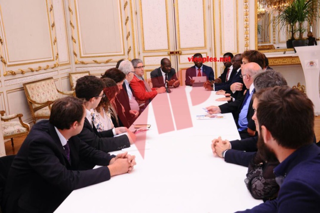 Le Consulat Général du Sénégal à Bordeaux en partenariat avec la ville de Bordeaux et la Chambre de commerce de Limoges ont accueilli le mardi 15 et le mercredi 16 mai 2018, la caravane des PME étape Diaspora conduite par Monsieur Alioune Sarr, Minis