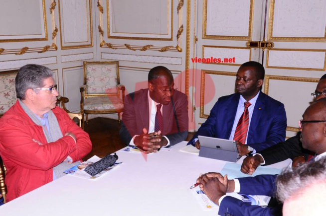 Le Consulat Général du Sénégal à Bordeaux en partenariat avec la ville de Bordeaux et la Chambre de commerce de Limoges ont accueilli le mardi 15 et le mercredi 16 mai 2018, la caravane des PME étape Diaspora conduite par Monsieur Alioune Sarr, Minis