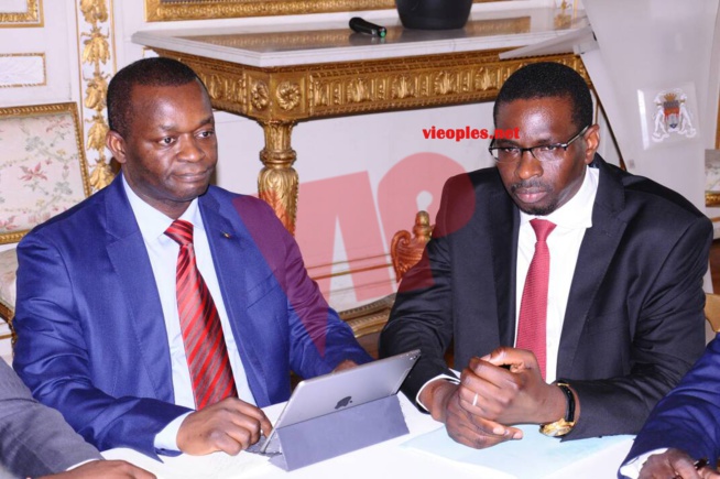 Le Consulat Général du Sénégal à Bordeaux en partenariat avec la ville de Bordeaux et la Chambre de commerce de Limoges ont accueilli le mardi 15 et le mercredi 16 mai 2018, la caravane des PME étape Diaspora conduite par Monsieur Alioune Sarr, Minis