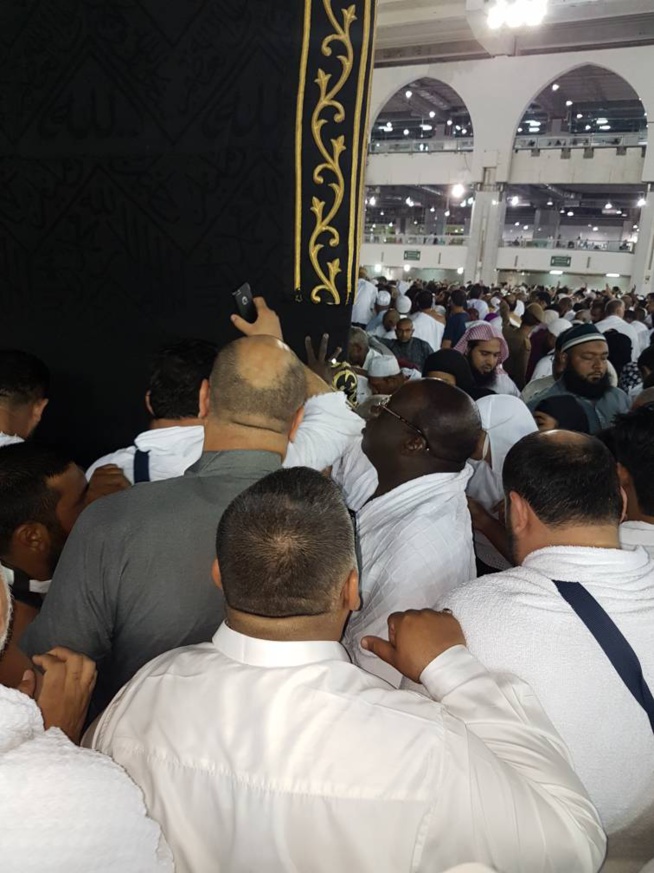 Le président Mbagnick Diop du MEDS à la Mecque. Le président Mbagnick Diop du MEDS à la Mecque.