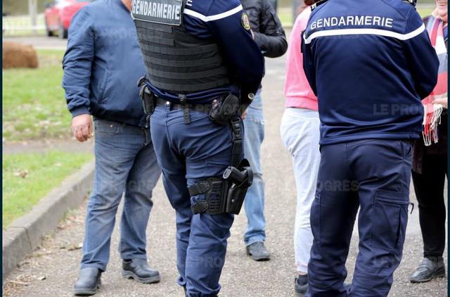 Elle torture son ex-petit ami, la lycéenne écrouée Elle torture son ex-petit ami, la lycéenne écrouée