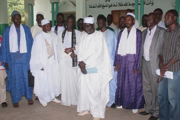 La Ligue des Imams lapide Idrissa Seck La Ligue des Imams lapide Idrissa Seck