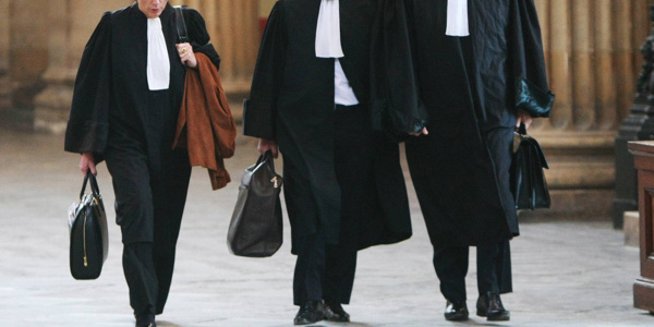 Procès Imam Ndao et Cie-Me Ousseynou Fall: « Le procureur a fait preuve d’une légèreté scandaleuse dans ce dossier » Procès Imam Ndao et Cie-Me Ousseynou Fall: « Le procureur a fait preuve d’une légèreté scandaleuse dans ce dossier »