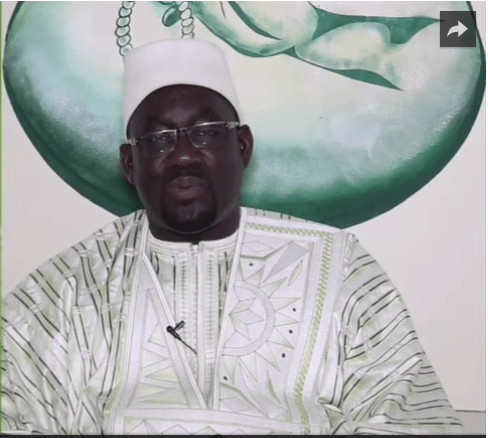 Oustaz Pape Hann présente le livre »Le Sauveur » de Mohamed Abdallah Thiam Sopé Naby