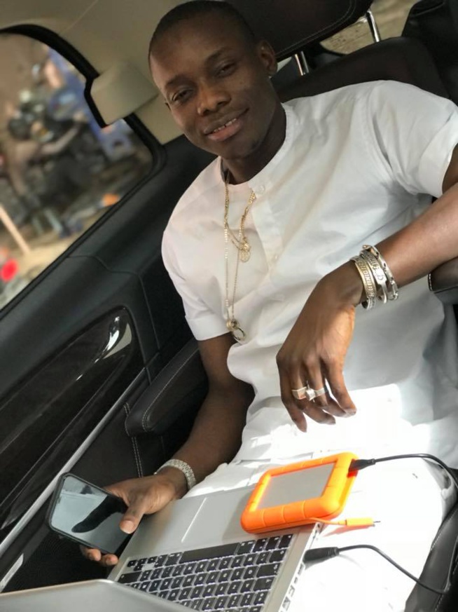 Dans les coulisses du tournage: SIDIKI DIABATE – (MALI KALIFALE BAOULA ) Mali : Election présidentielle du 29 juillet 2018 Dans les coulisses du tournage: SIDIKI DIABATE – (MALI KALIFALE BAOULA ) Mali : Election présidentielle du 29 juillet 2018