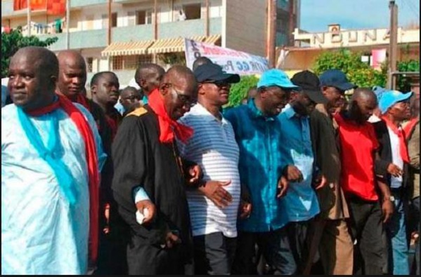 Propos sur les desserts des tirailleurs: L'opposition pilonne le chef de l'Etat