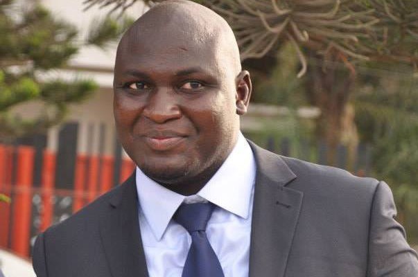TOUSSAINT MANGA A NIASSE: «Hors de l’Assemblée nationale, si vous me frappez, je ne répondrai pas à vos coups parce que vous êtes mon père»