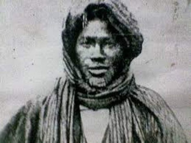 Rencontre de Mame Cheikh Ibrahima Fall avec Serigne Touba, le 20éme jour du mois linéaire du ramanda à Mbacké Cadior. Quand Lamp Fall prêtait allégeance