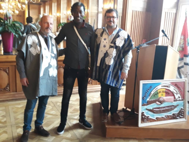 Mame Goor à Nantes avec le Maire de Rufisque Daouda Niang pour la coopération des deux villes Nantes et Rufisque.