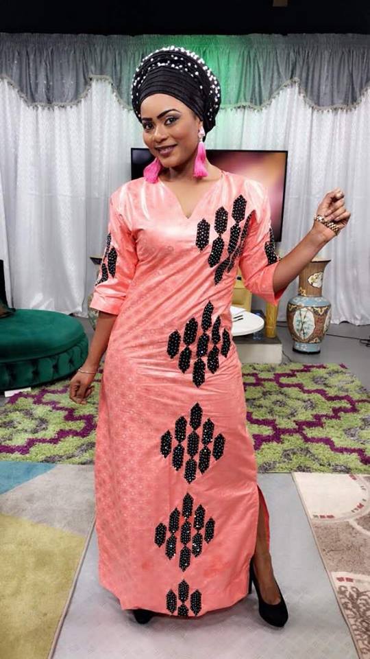 Merry Bey Diouf époustouflante dans une robe moulante qu QG