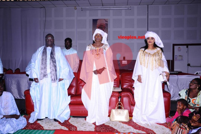 Laylatoul Qadr des Thiantacônes à Bordeaux : Cheikh Béthio Thioune adoube ses épouses Laylatoul Qadr des Thiantacônes à Bordeaux : Cheikh Béthio Thioune adoube ses épouses