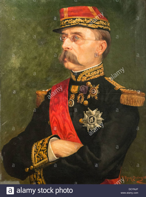 Qui est Louis Faidherbe : ces faits sanglants attribués au général à la moustache Qui est Louis Faidherbe : ces faits sanglants attribués au général à la moustache