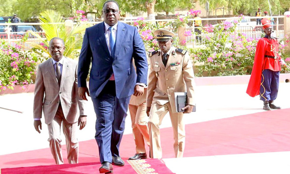 Dernière minute : Macky convoque un conseil des ministres extraordinaire ce lundi