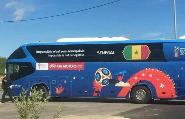 Arrête sur image – « Impossible n’est pas sénégalais » : le bus des Lions à la Coupe du monde Arrête sur image – « Impossible n’est pas sénégalais » : le bus des Lions à la Coupe du monde