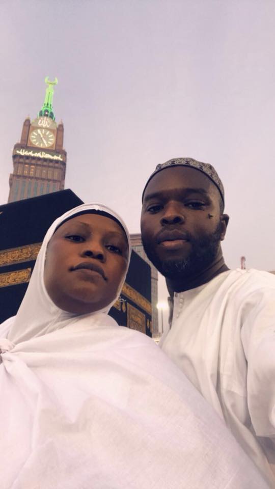 L'opératrice économique, madame Ndiaye Khady Dioum en mode Oumra à la Mecque L'opératrice économique, madame Ndiaye Khady Dioum en mode Oumra à la Mecque