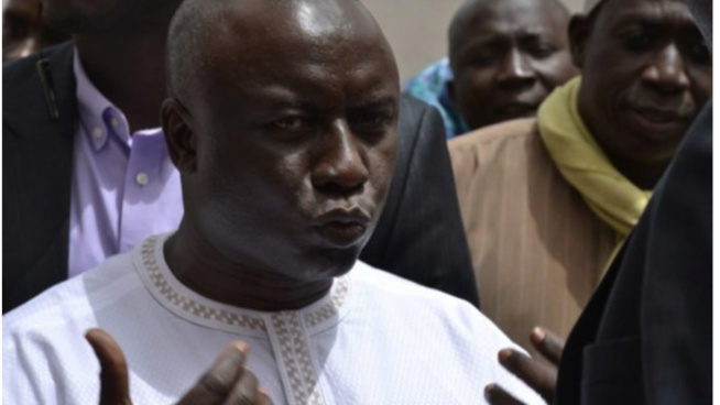 Depuis la Mecque, Idrissa Seck rabroue Macky et promet des solutions pour… Depuis la Mecque, Idrissa Seck rabroue Macky et promet des solutions pour…