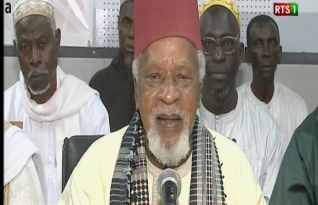 Vidéo: URGENT DÉCLARATION de Ahmed Iyane Tham Vidéo: URGENT DÉCLARATION de Ahmed Iyane Tham
