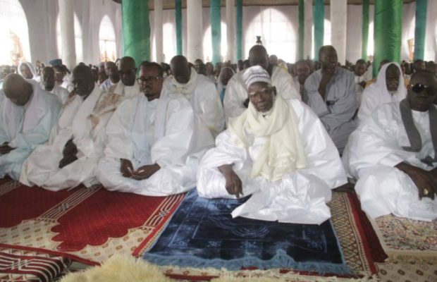L’APPEL DU KHALIFE DES MOURIDES : ‘avant les tarikhas, IL faut … Nos tarikhas se … L’APPEL DU KHALIFE DES MOURIDES : ‘avant les tarikhas, IL faut … Nos tarikhas se …