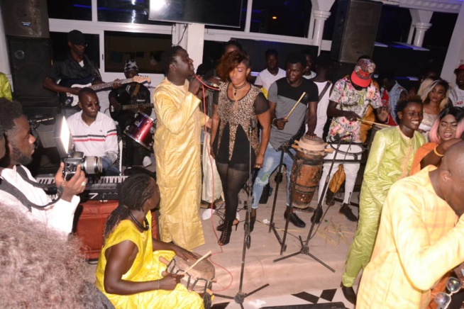 Lendemain Korité, Baba Mbengue explose le kheweul night. Lendemain Korité, Baba Mbengue explose le kheweul night.