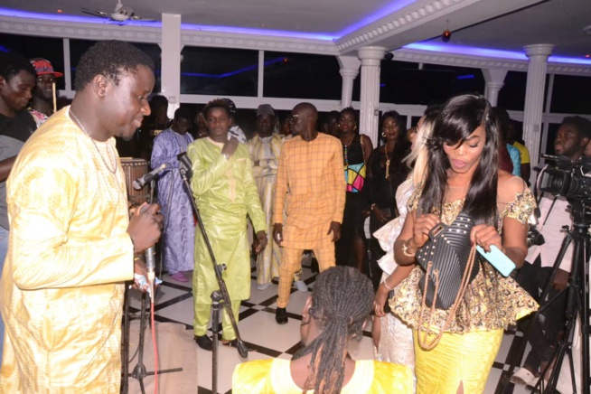 Lendemain Korité, Baba Mbengue explose le kheweul night. Lendemain Korité, Baba Mbengue explose le kheweul night.