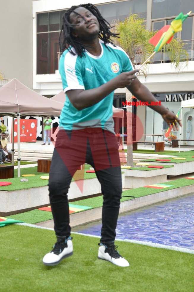 TOUT EN IMAGES: Viviane Chidid, Bay Babou et Bakhao tous derrières les lions de la TERANGA. TOUT EN IMAGES: Viviane Chidid, Bay Babou et Bakhao tous derrières les lions de la TERANGA.