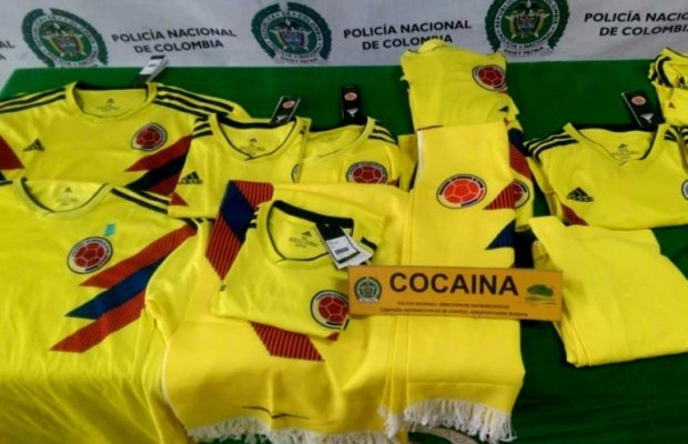 CDM: Saisie de maillots de la Colombie imprégnés de cocaïne CDM: Saisie de maillots de la Colombie imprégnés de cocaïne