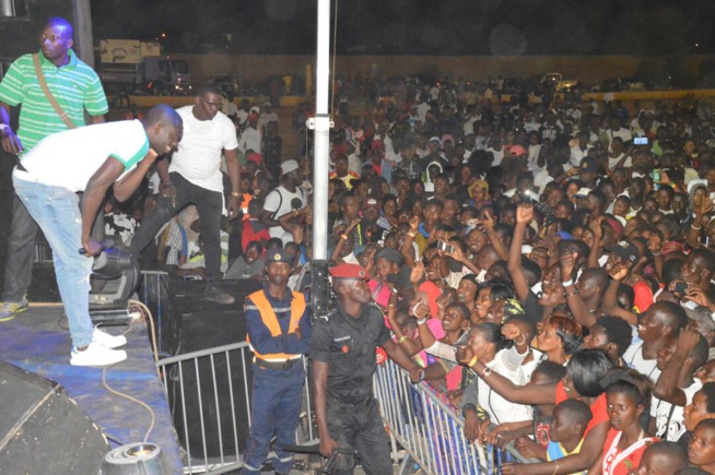 Les images du concert de Pape Diouf chez les sucriers à RICHAR TOLL.