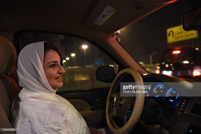 les femmes saoudiennes s’éclatent et célèbrent la levée de l’interdiction de conduire les femmes saoudiennes s’éclatent et célèbrent la levée de l’interdiction de conduire