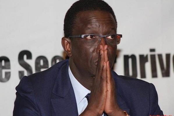 715 chantiers de l'État sont à l'arrêt, selon Amadou Ba