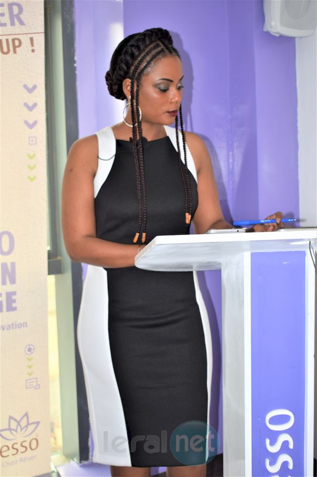 Merry Bèye Diouf en Black and White Merry Bèye Diouf en Black and White