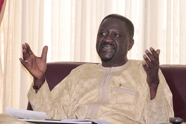 "Le monde agricole imaginaire de Monsieur Abdoul Mbaye" (Papa Abdoulaye Seck, ministre de l'Agriculture)
