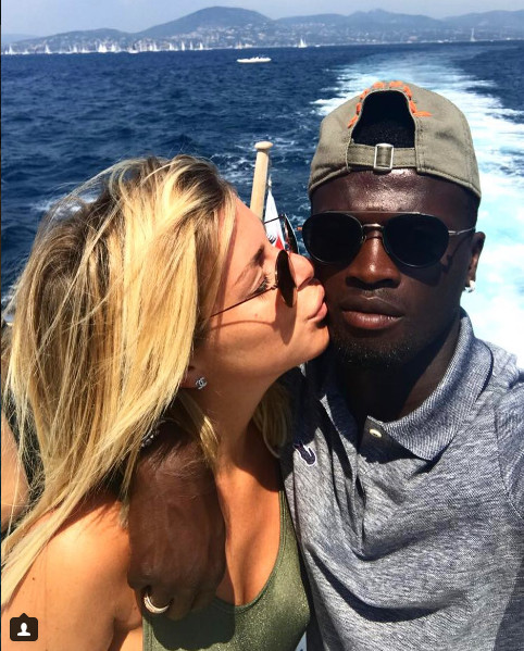 Prostitution dans la télé-réalité : Mbaye Niang, Benjamin Mendy et Bafétimbi Gomis ont été entendus par la police française Prostitution dans la télé-réalité : Mbaye Niang, Benjamin Mendy et Bafétimbi Gomis ont été entendus par la police française