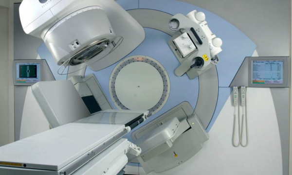 Le nouvel appareil de radiothérapie de l’hôpital Le Dantec en panne à cause d'un court-circuit Le nouvel appareil de radiothérapie de l’hôpital Le Dantec en panne à cause d'un court-circuit