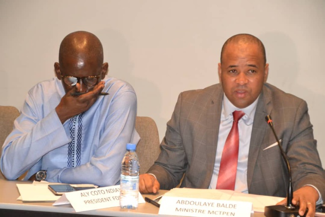 Le cabinet Défis & Stratégie avec le ministère de la communication et des télécommunications en atelier pour la validation de stratégie des télécommunications